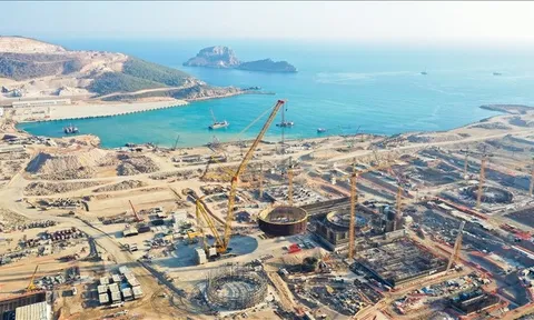 Loại Trung Quốc khỏi dự án điện hạt nhân 24 tỷ USD, rồi quay xe chủ động mời Trung Quốc làm 2 dự án mới, một nước G20 đang tham vọng gì?