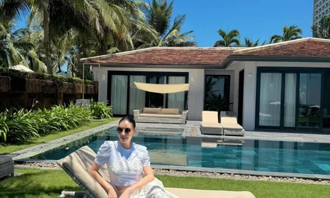Một hoa hậu ở tuổi 49: Sống trong “siêu biệt thự” 400 tỷ đồng tại quận 2, được chồng yêu chiều hết mực