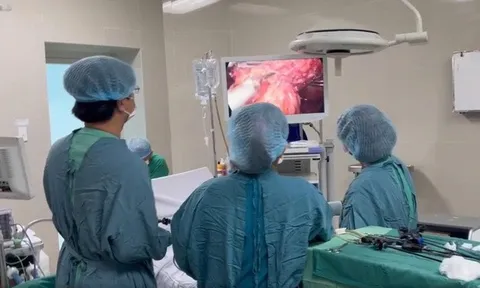 Người đàn ông 48 tuổi mắc u lách hiếm, được phẫu thuật thành công