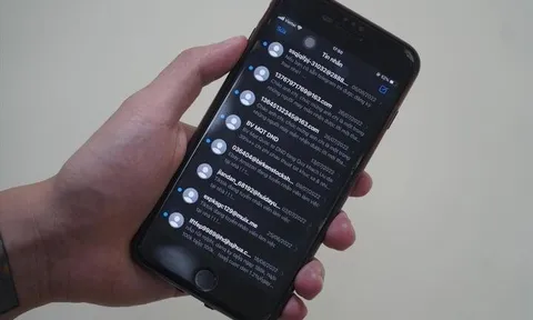 Công an Hà Nội cảnh báo nhận cuộc gọi có dấu hiệu này, hãy tắt máy ngay