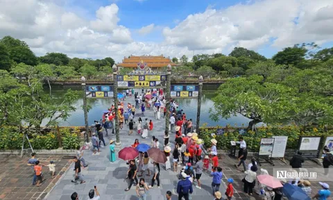 Du lịch Huế đối mặt với nhiều khó khăn, thách thức sau khi trải qua các đợt mưa bão