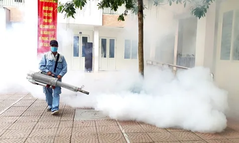 Dịch truyền nhiễm diễn biến phức tạp, Hà Nội cảnh giác nguy cơ bùng phát trở lại