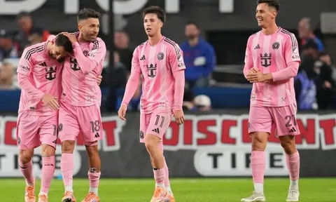 Tại sao Inter Miami của Messi lại mặc áo hồng?