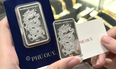 Giá bạc hôm nay neo ở mức cao