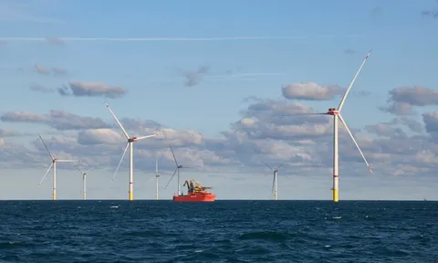 Trang trại điện gió ngoài khơi 960 MW đạt cột mốc quan trọng