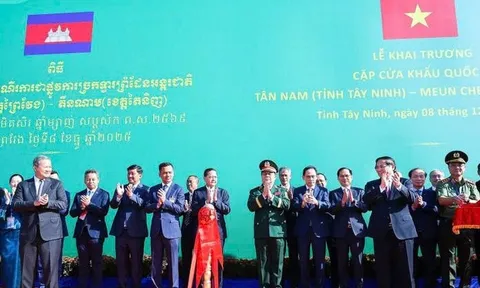 “5 tăng cường" thúc đẩy hợp tác biên giới và thương mại với Campuchia