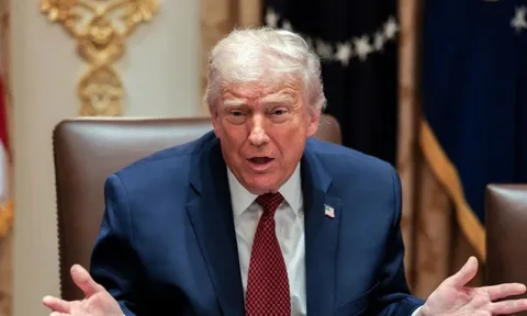 Tổng thống Trump ra điều kiện việc Nvidia bán chip AI H200 cho Trung Quốc