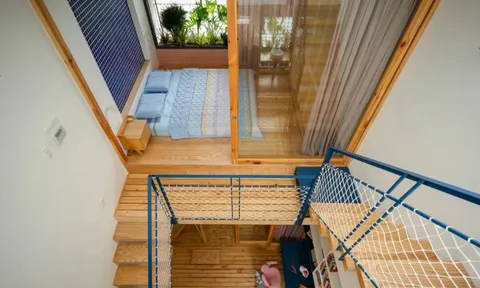 Nhà trong hẻm dưới 40m2 vẫn thoáng nhờ thiết kế 'sân chơi'