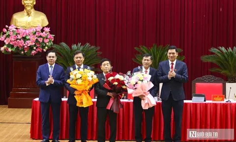 Ông Thái Văn Thành được bầu giữ chức Phó Chủ tịch UBND tỉnh Nghệ An