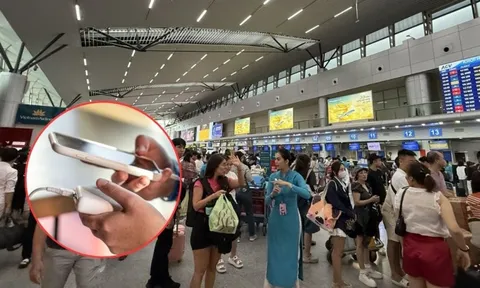 Cảnh báo khẩn cho ai hay sạc điện thoại ở sân bay