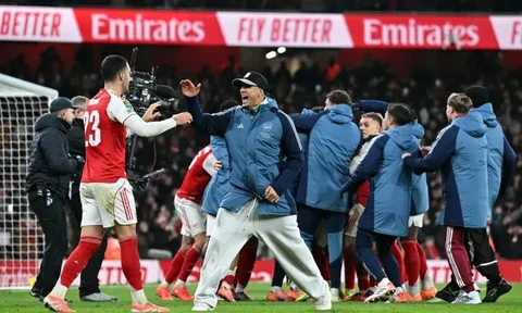 Arsenal trả giá đắt cho tấm vé bán kết Carabao Cup