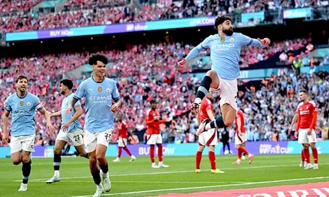 Chờ Haaland ghi bàn