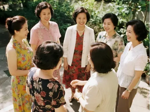 11 người bạn thân góp 7 triệu đồng/tháng, thuê biệt thự để cùng dưỡng già, nhưng tan rã chỉ sau 4 tháng: “Tưởng tượng thì đẹp, ở lâu mới biết quá khó”