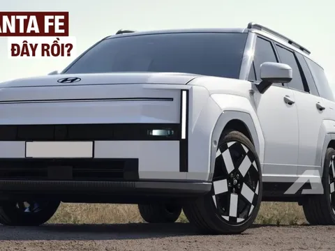 Hyundai Santa Fe để lộ thay đổi thiết kế: Mặt trước và sau được ‘đập đi xây lại’ sau nhiều tranh cãi, táp-lô cũng lột xác hoàn toàn