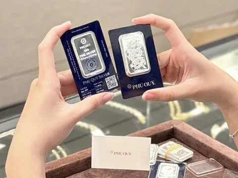 Giá bạc chưa dừng đà giảm