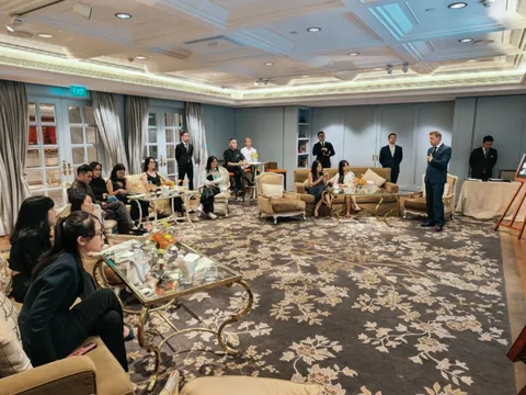 Hiếm lắm mới có sự kiện quy tụ được đầy đủ những gương mặt này tại Việt Nam