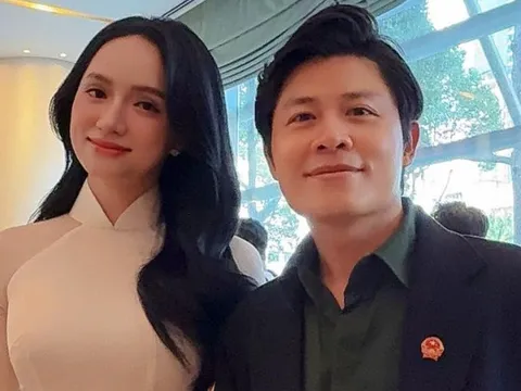 Hoa hậu Hương Giang và Nguyễn Văn Chung đang làm gì thế?