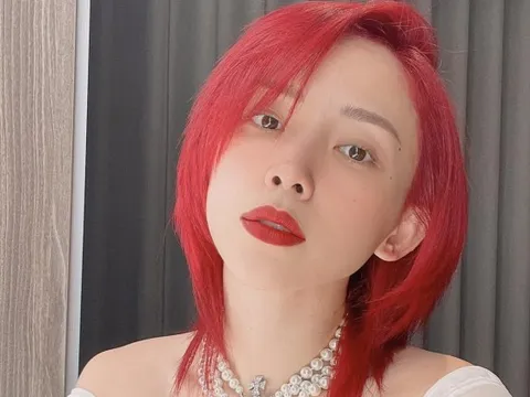 Tóc Tiên bất ổn