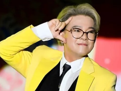 Nam ca sĩ Vũ Hà trước khi hầu toà vì tội đánh bạc