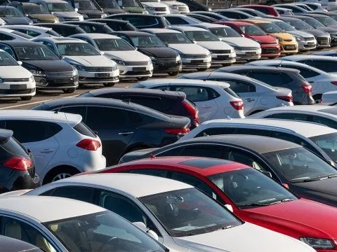 Vì sao xe Trung Quốc mất giá rất nhanh, dù ở Việt Nam hay thế giới?