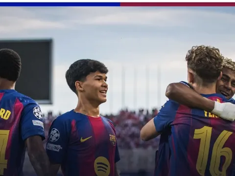 Tài năng 17 tuổi gốc Philippines đá chính cho Barcelona ở Champions League
