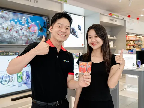 FPT Shop cho kích hoạt SIM chính chủ qua VNeID: Không cần CCCD, ngồi nhà cũng làm được
