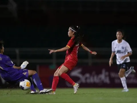 Lý do tiền đạo Huỳnh Như không lên tuyển quốc gia