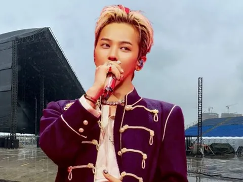 Còn 1 tuần đến concert G-Dragon ở Hà Nội: Sân khấu sắp thành hình, âm thanh ánh sáng được lắp đặt hoành tráng!