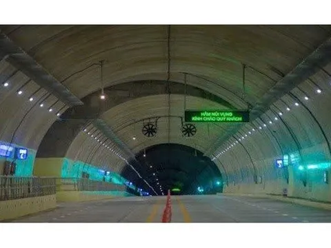 Dùng công nghệ ngoại xịn nhưng hỏng toàn bộ sau 3 năm, Việt Nam tự sửa rồi thành công lớn, biến cao tốc 9.000 tỷ đồng sở hữu hầm cấp đặc biệt thành hình mẫu mới