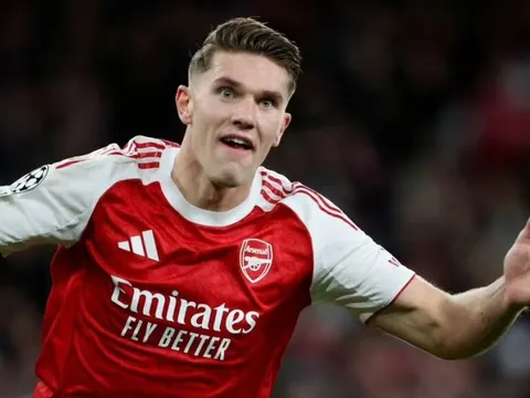 Tiền đạo Gyokeres của Arsenal bất ngờ bị xếp sau Sesko