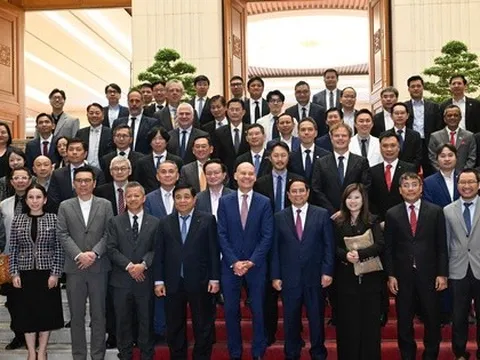 Thủ tướng: Việt Nam phấn đấu có nhà máy chip bán dẫn đầu tiên trong năm 2026