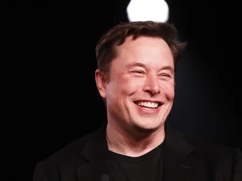 Elon Musk được thưởng 1.000 tỷ USD