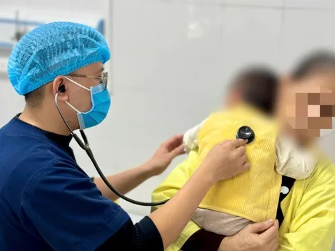 Cúm biến chứng nặng bùng phát ở miền Bắc, bác sĩ cảnh báo không tự điều trị tại nhà