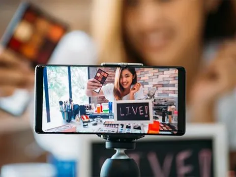 Đề xuất dừng livestream khi phát hiện vi phạm, doanh nghiệp, KOL, KOC nói gì?
