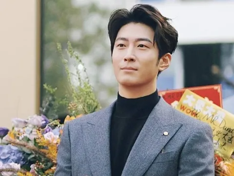 Tài tử Đậu Kiêu lần đầu lộ diện, để lộ 1 chi tiết quan trọng giữa tin đồn ly hôn