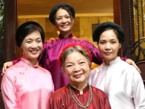 Cuộc đời nữ NSƯT là mẹ của ba mỹ nhân màn ảnh Việt, giờ không còn nhận ra con gái út