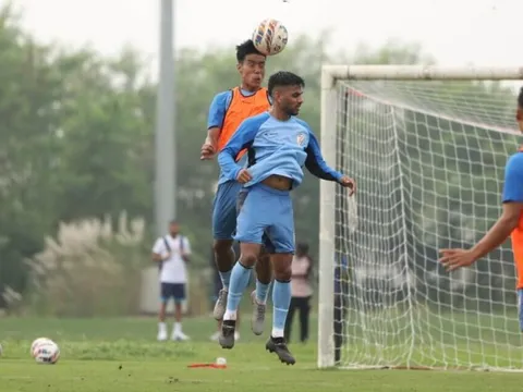 HLV Ấn Độ nói gì về trận đấu với tuyển Việt Nam?