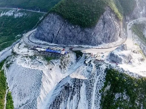 Miền Bắc có đèo được ví là "đèo tuyết phủ": Không phải ở Hà Giang hay Yên Bái, cách Hà Nội chỉ hơn 100km