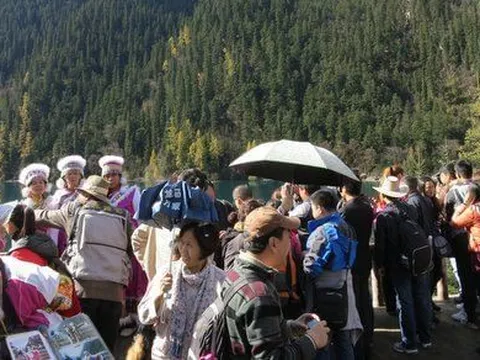 Khách Việt kể chuyện du lịch điểm nổi tiếng ở Trung Quốc, nhận xét: "Đi rồi mới biết là kiếp nạn!"