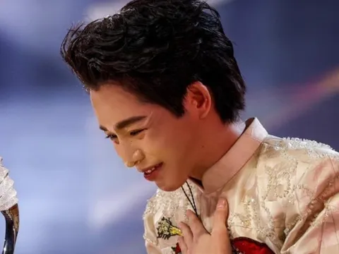 Đức Phúc xin lỗi