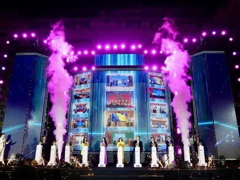 Khai mạc Online Friday 2025: Xây dựng niềm tin cho người mua sắm số