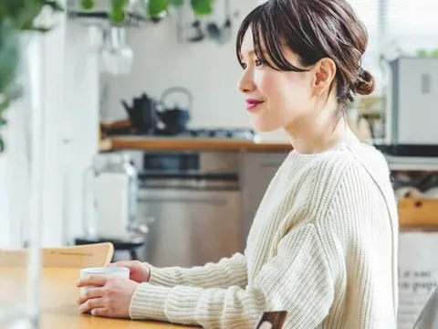 Cứ tưởng nấu cơm ở nhà là rẻ – đến khi xem bảng chi tiêu 1 tuần, mẹ Hà Nội như tôi tái mặt: 5 khoản ngầm trong bếp khiến chi phí đội lên 32%