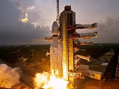 Ấn Độ ghi dấu bước ngoặt không gian với vụ phóng vệ tinh nặng 4,4 tấn
