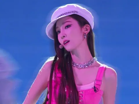 Sự hết thời của công chúa Kbiz: Bị cấm sóng thê thảm 10 năm, mới hoạt động đã bị kiện 50 tỷ