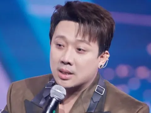 Sân khấu khiến Trấn Thành và dàn anh trai khóc đỏ mắt