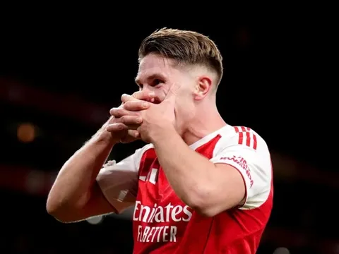 Vượt Haaland, Gyokeres của Arsenal là một trong ba cầu thủ xuất sắc nhất Ngoại hạng Anh