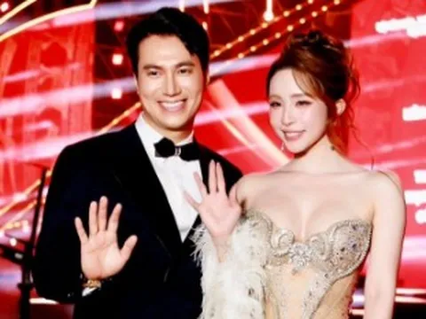 Việt Anh nói đúng 2 chữ khi được hỏi về chuyện cưới Quỳnh Nga