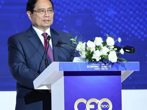 Thủ tướng: Vừa tự lực, tự cường, vừa đẩy mạnh hợp tác để TPHCM trở thành "siêu đô thị quốc tế trong kỷ nguyên số"