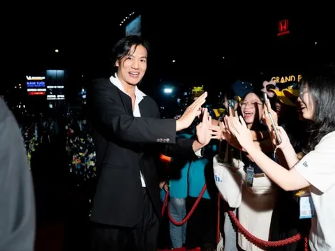 Nam diễn viên trong 'Mưa đỏ' và 'Tử chiến trên không' tiết lộ: Mỗi ngày chạy 30km, không được ăn quá 1 chén cơm và nhịn đói suốt 48 giờ để tái hiện cảm giác nhân vật