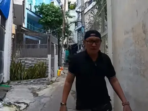 Nam nghệ sĩ đình đám một thời: 72 tuổi ở nhà thuê, bán bánh bèo vẫn hạnh phúc bên vợ kém 20 tuổi